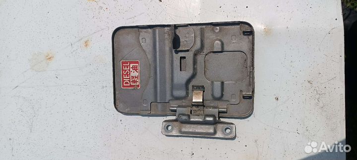 Лючек бензобака тоёта Таун айс