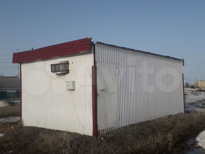 Торговая площадь, 28 м²