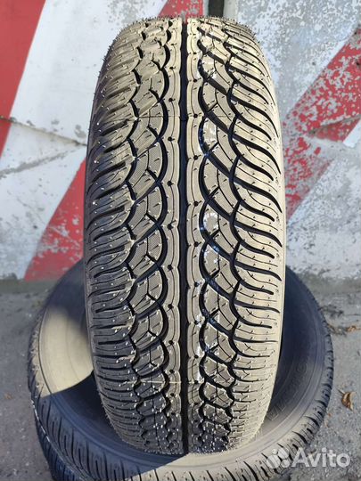 Yokohama Parada Spec-X 225/65 R17