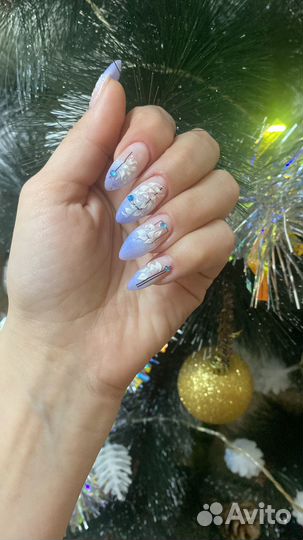 Мастер маникюра и педикюра