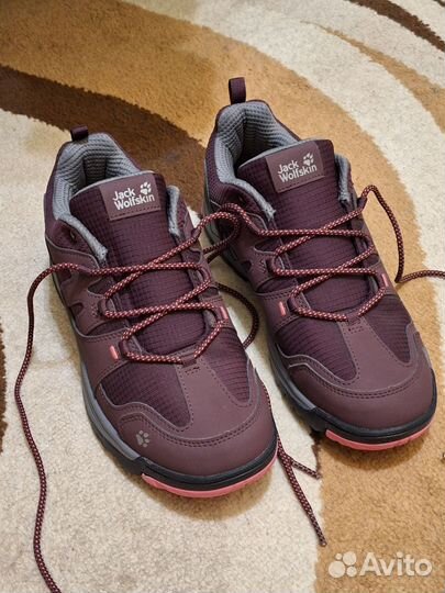 Трекинговые ботинки jack wolfskin