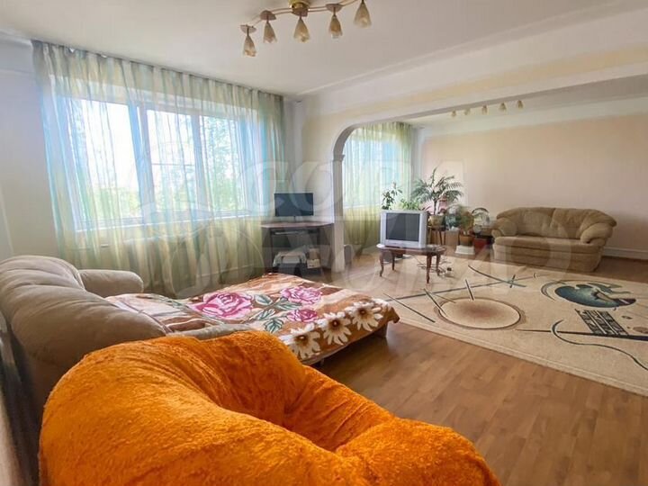 3-к. квартира, 110 м², 5/10 эт.