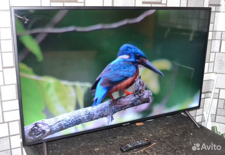 Телевизор Samsung UE49NU7100U (SMART, 49 дюймов)