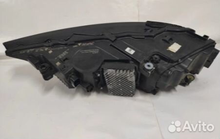 Audi Q7 SQ7 Рестайлинг Laser правая