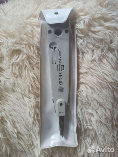 Продается инструмент для заделки витой пары