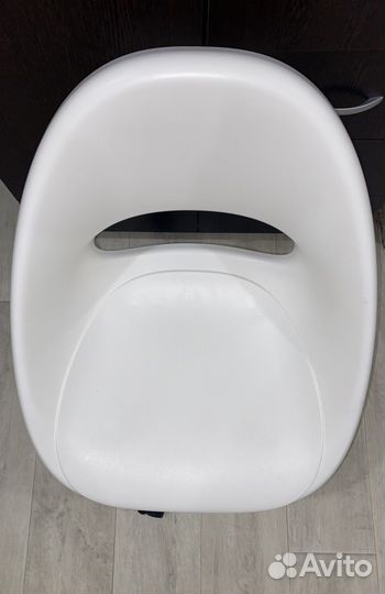 Белое кресло икеа лобергет / блискэр