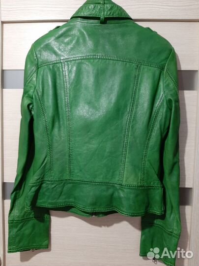 Куртка кожаная женская демисезонная 44-46 р