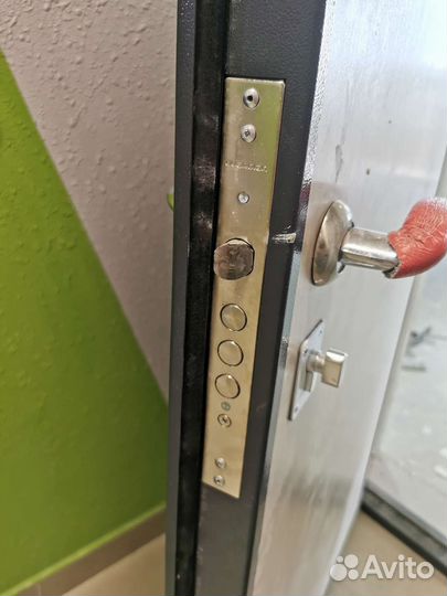 Дверь входная