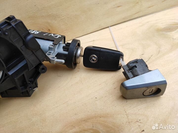 Замок зажигания с ключом на Опель Инсигния
