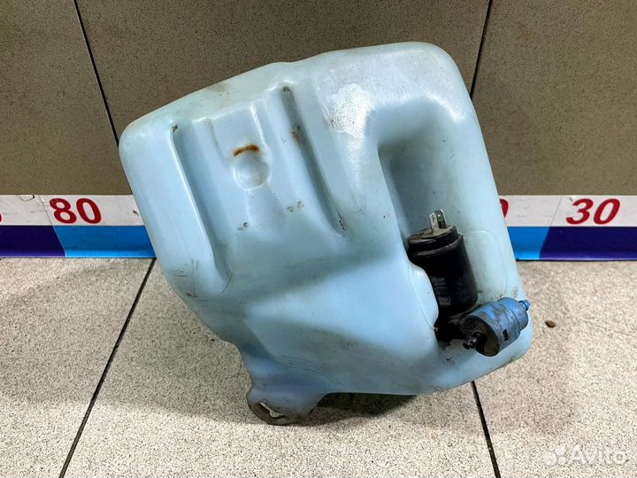 Бачок омывателя лобового стекла VW Golf II