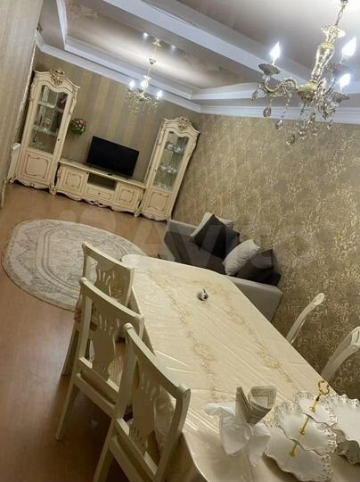 3-к. квартира, 114 м², 5/5 эт.