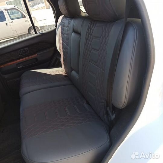 Авточехлы Nissan Terrano