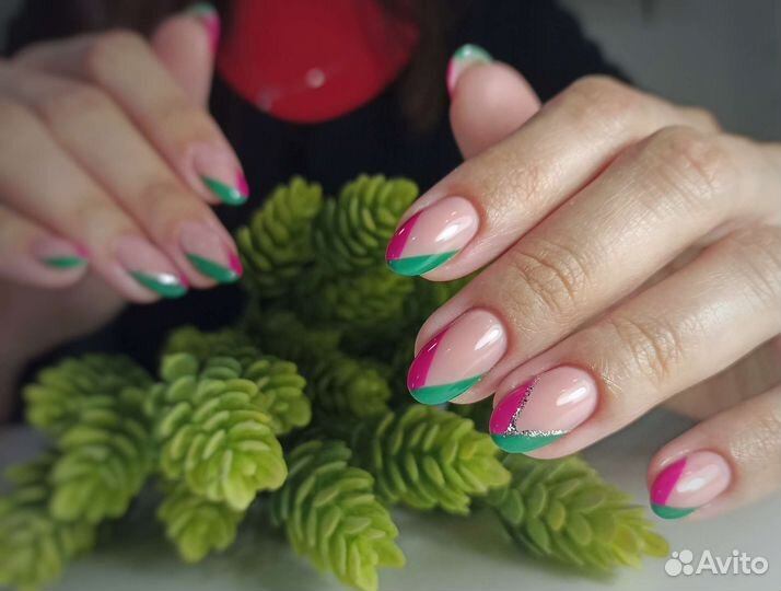 Мастер маникюра и педикюра