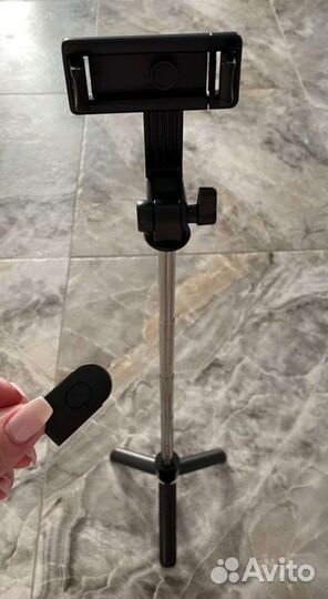 Штатив для телефона с пультом