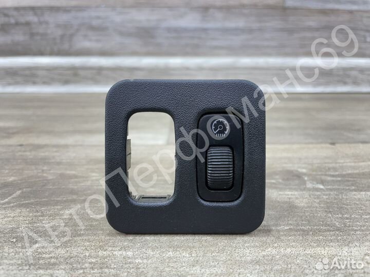 Кнопка регулятор яркости подсветки салона Pajero 3