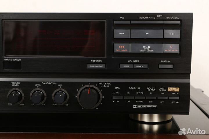 Кассетная дека A&D GX-Z7100