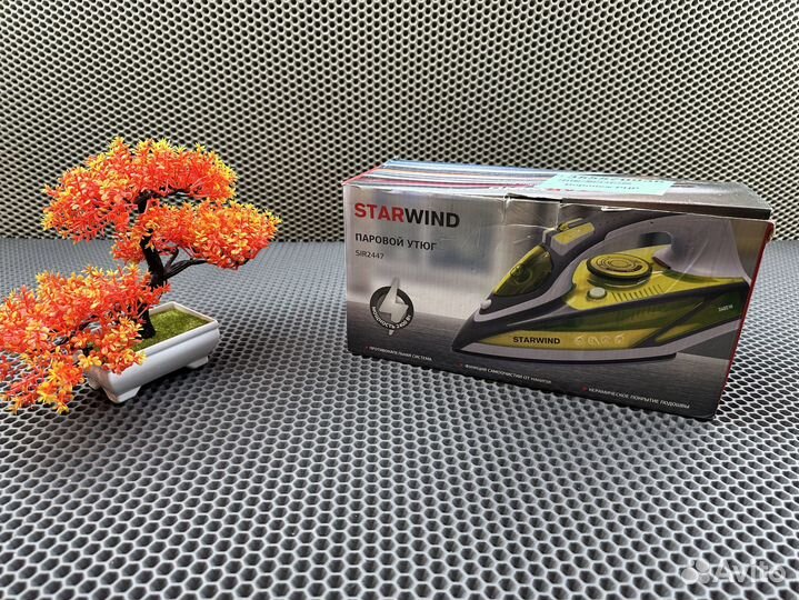 Утюг Starwind SIR2447