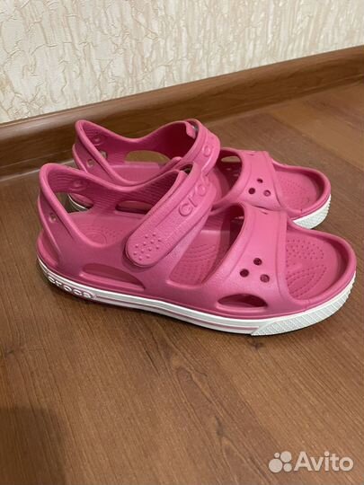 Сандалии crocs для девочки j3