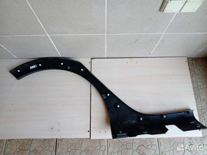 Накладка заднего крыла на рено сандеро 2 2014г