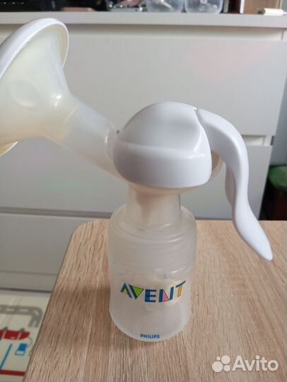 Молокоотсос avent ручной