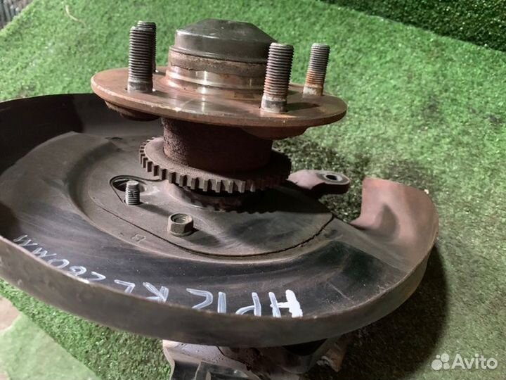 Ступица задняя левая Nissan Primera HP12