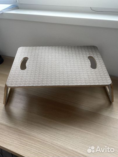 Столик IKEA Brada