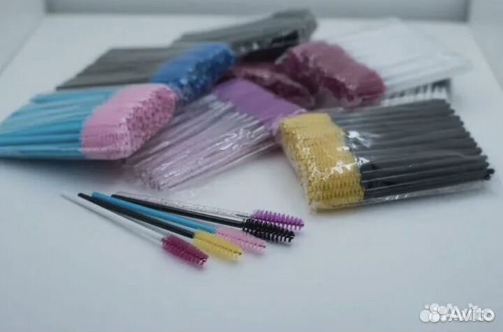 Щеточки для ресниц