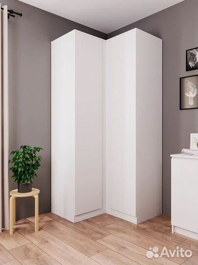 Угловой шкаф белый