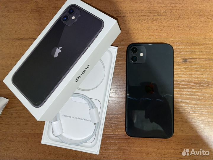 iPhone 11, 64 ГБ