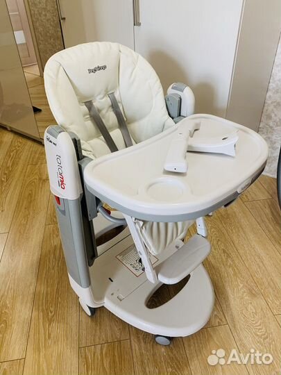 Детское кресло для кормления peg perego