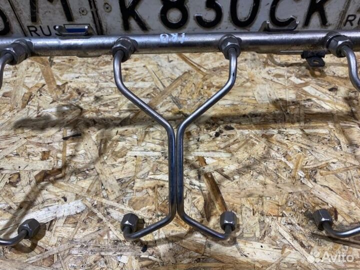 Топливная рампа Bmw X5 E70 3.0 2011