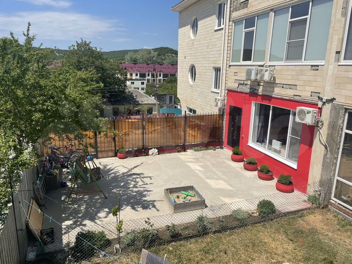 1-к. квартира, 49 м², 1/3 эт.