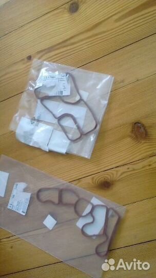 Прокладки на маслообменник двигателя Mercedes