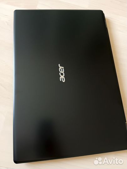 Ноутбук Acer aspire 3 A317-51-526H