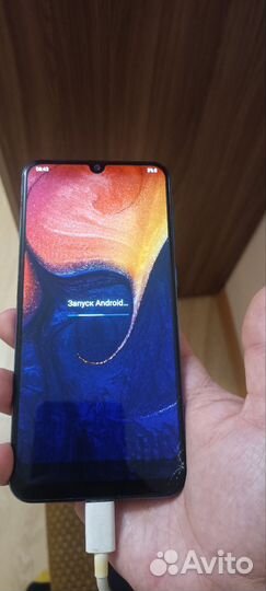 Samsung Galaxy A50, 4/64 ГБ