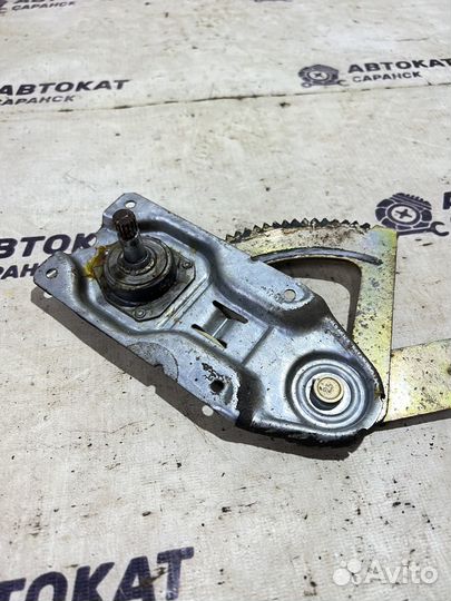 Стеклоподъемник задний правый Peugeot 307