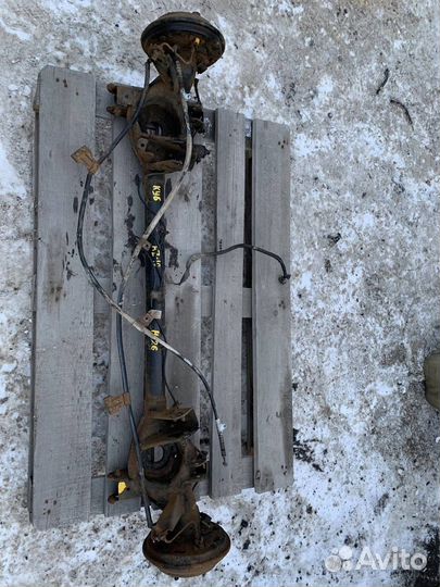 Балка задняя nissan cube AZ10