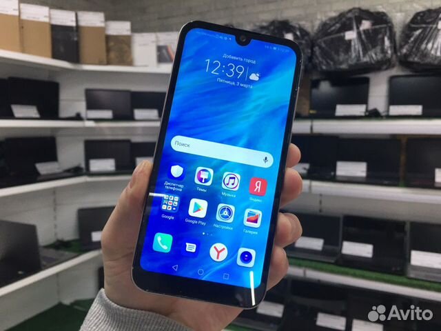 Honor 8S 2/32Gb Gold