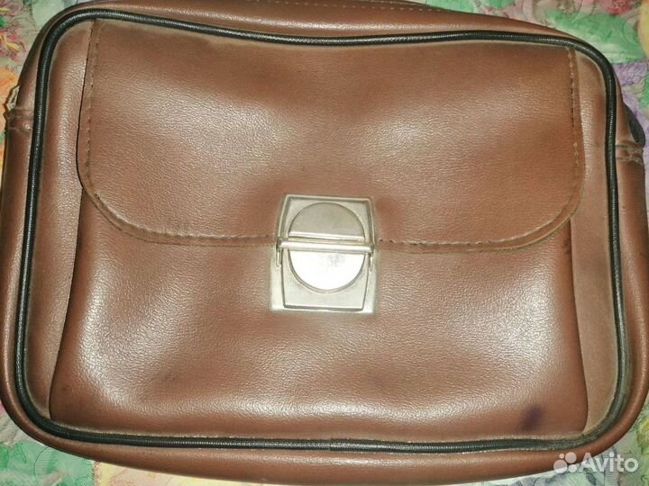 Сумка кожаная СССР и футляр для очков СССР