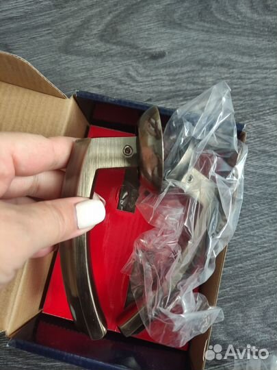 Дверная ручка