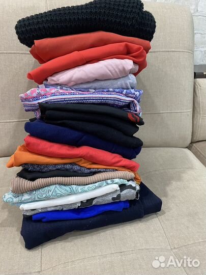 Одежда для девушек пакетом р.42-44