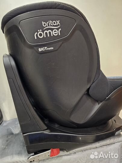 Britax romer dualfix m i size