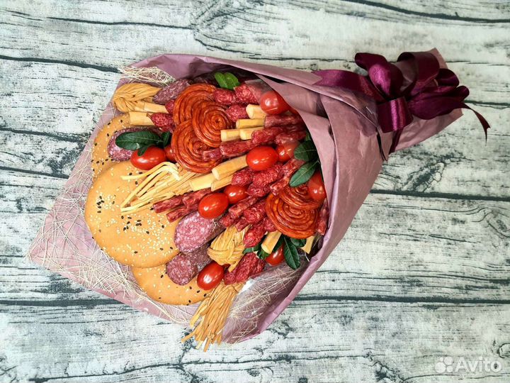 Мужской букет из колбасы 