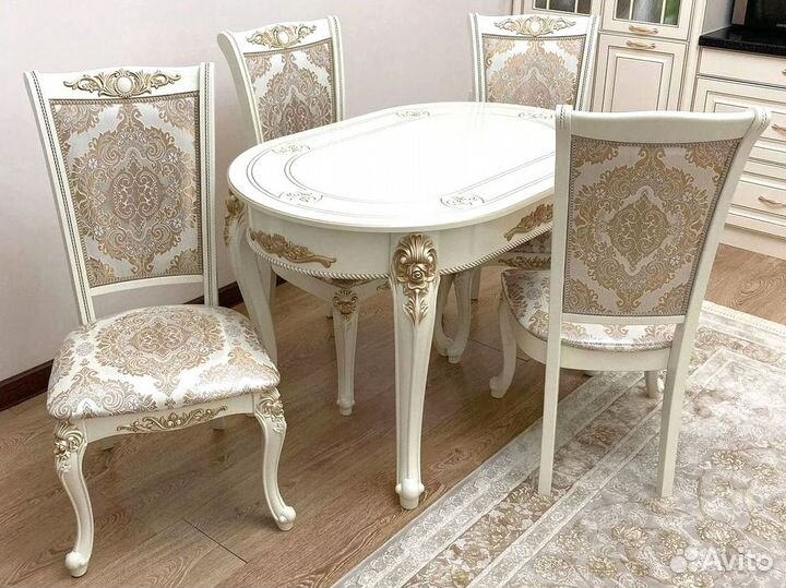Столы и стулья