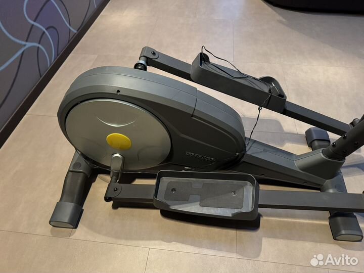 Эллиптический тренажер torneo