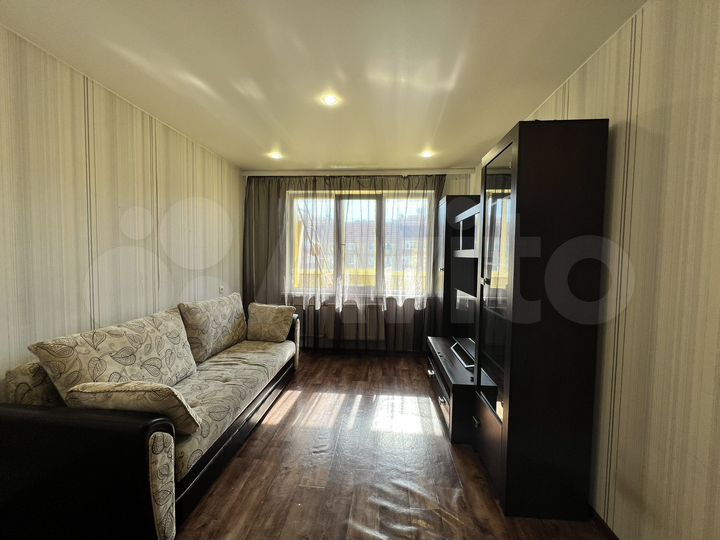 1-к. квартира, 37 м², 10/10 эт.