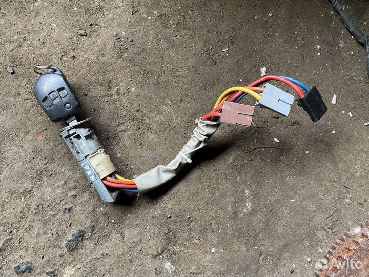 Замок зажигания Iran Khodro Samand 2003