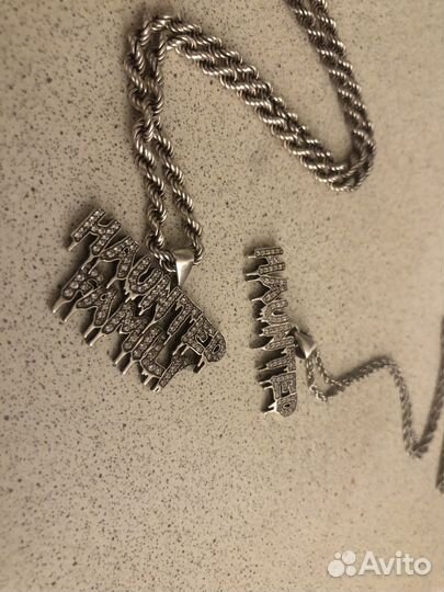 Подвеска haunted family