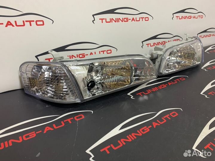 Фары Toyota Sprinter Carib 110/115 95-02