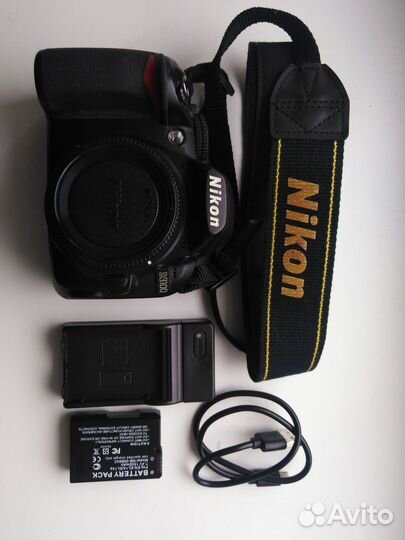 Фотоаппарат Nikon D3100 body